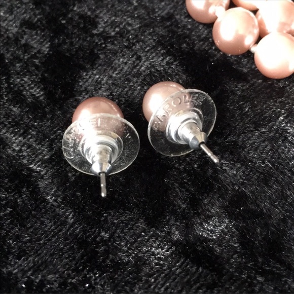 NWT Carolee faux pearl necklace and earrings - Picture 7 of 8